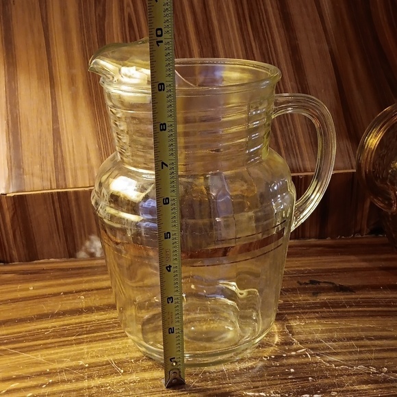 Vintage mcm glass gold trim pitcher - Picture 6 of 7